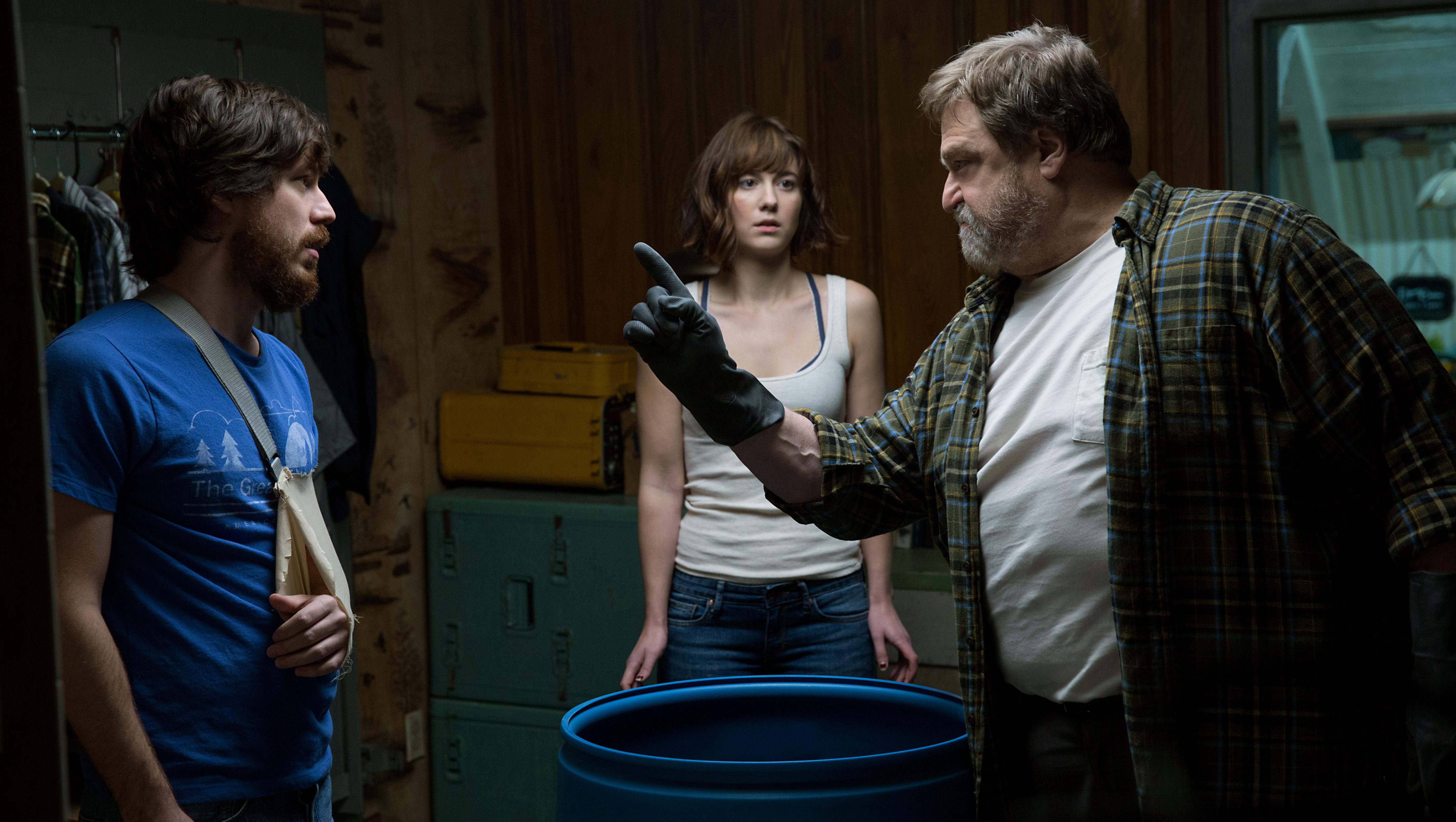 Căn hầm 10 Cloverfield Lane